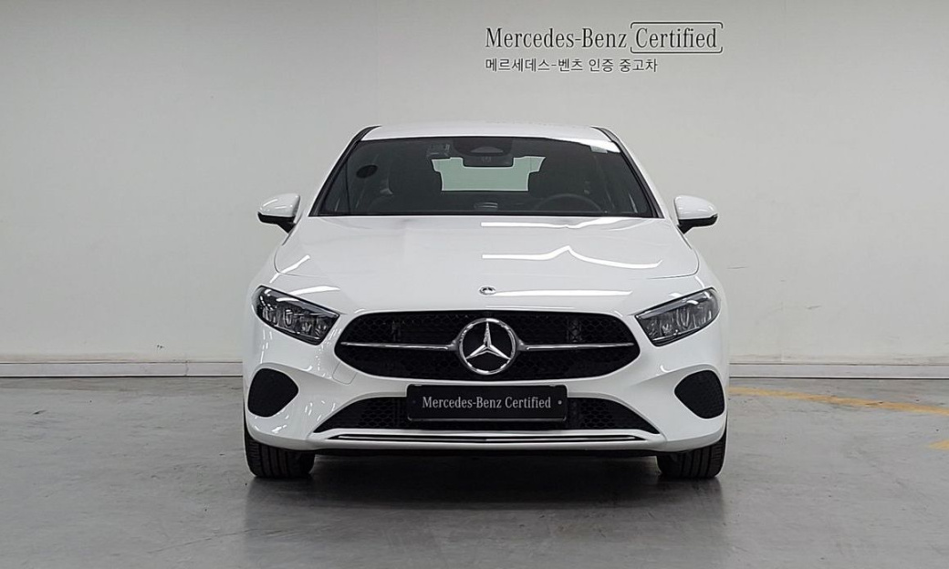 Mercedes-Benz A-Class A220 Sedan, 2026
