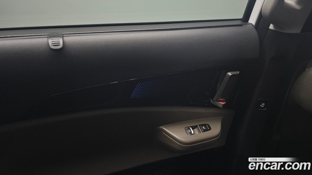 Kia Carnival 9-Seater Signature, 2025
