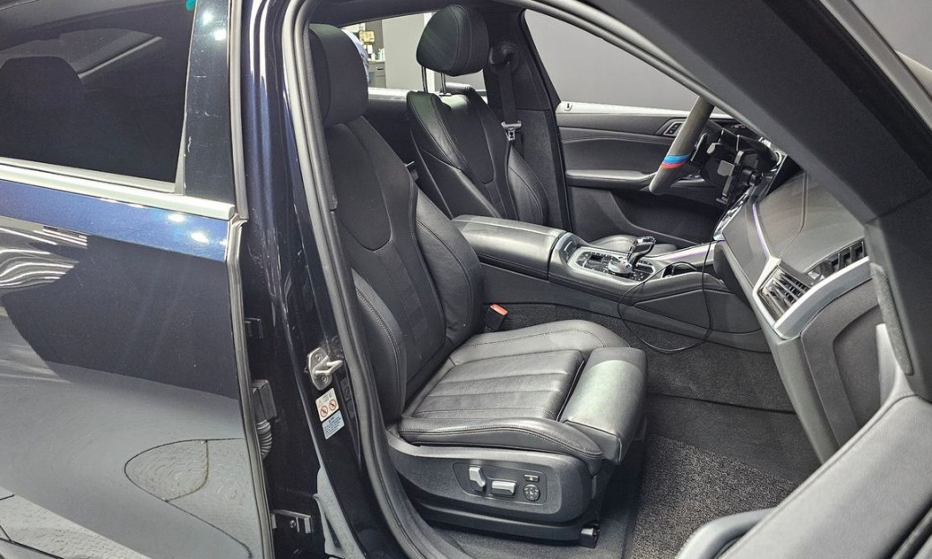 BMW X6 xDrive30d M Sport, 2022