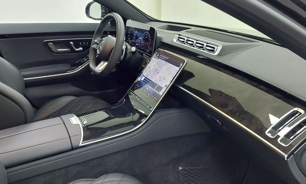 Mercedes-Benz S-Class S500 4MATIC, 2026