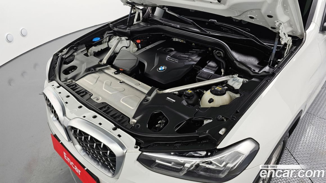 BMW X4 xDrive20i xLine, 2022