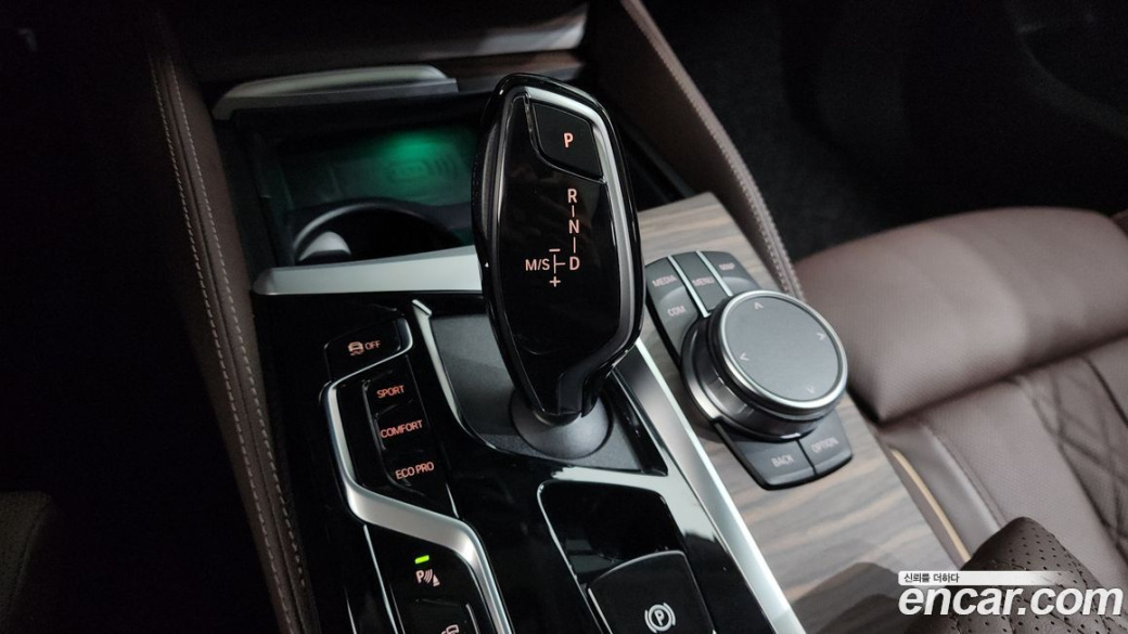 BMW Gran Turismo 630i xDrive Luxury, 2024