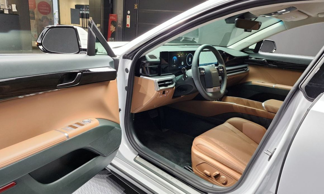 Hyundai Grandeur 2,5 Gasoline 2WD, 2023