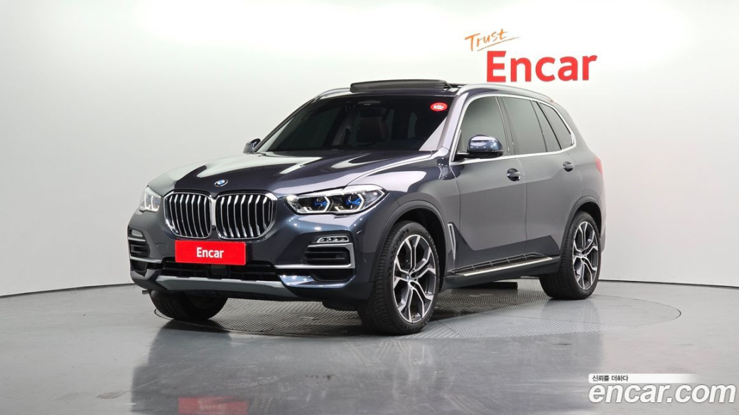 BMW X5 xDrive 40i xLine, 2021