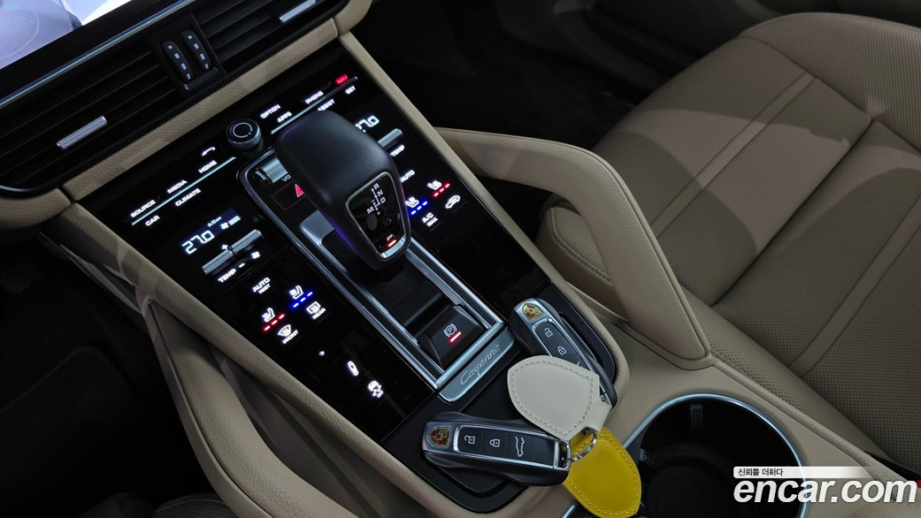 Porsche Cayenne 3.0, 2022
