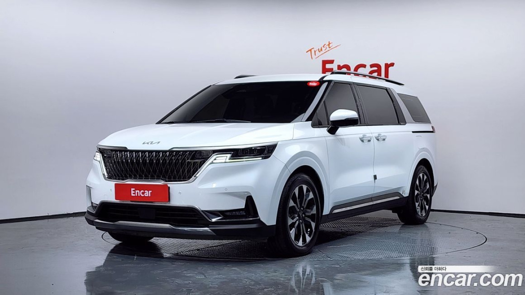 Kia Carnival 9-Seater Noblesse, 2023