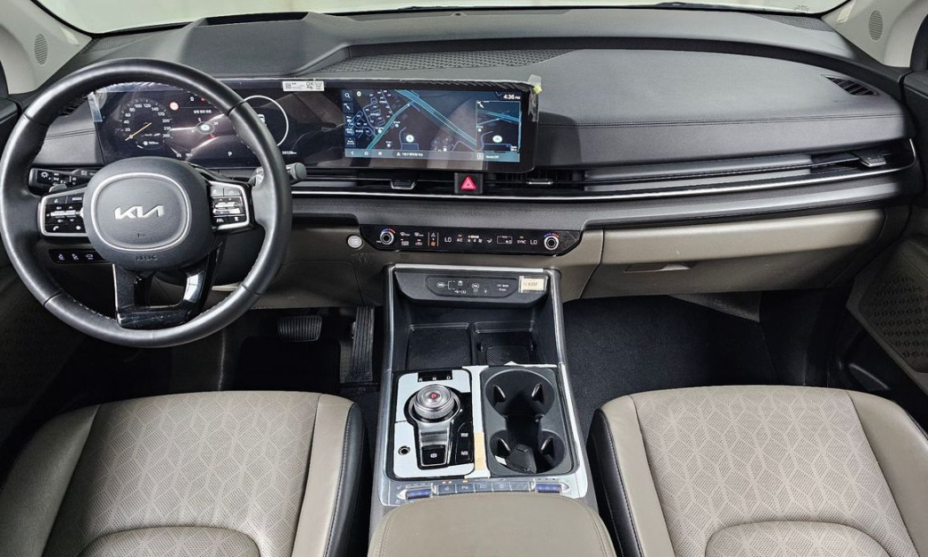Kia Carnival 9-Seater Noblesse, 2025