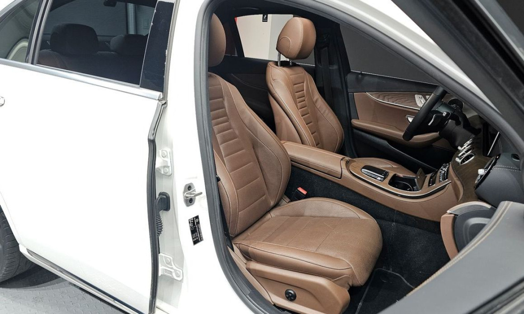 Mercedes-Benz E-Class E250 Exclusive, 2022