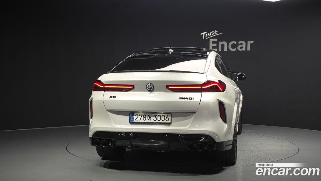 BMW X6 xDrive40i M Sport, 2023