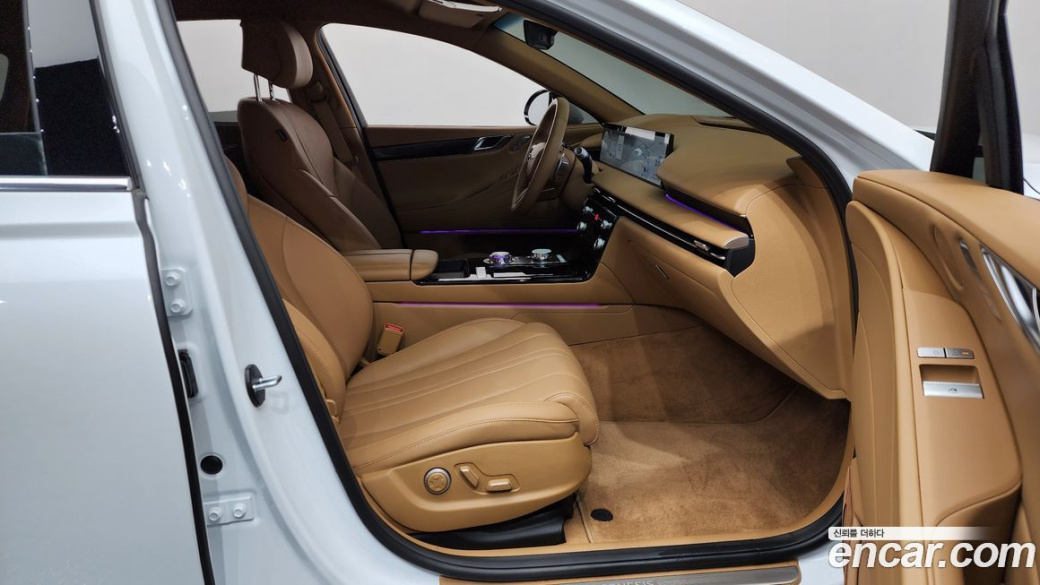 Genesis G80 Gasoline 2.5 Turbo AWD, 2026