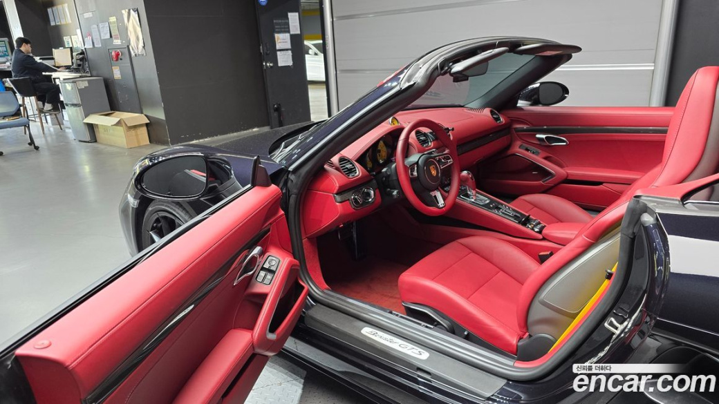 Porsche 718 4.0 GTS, 2024
