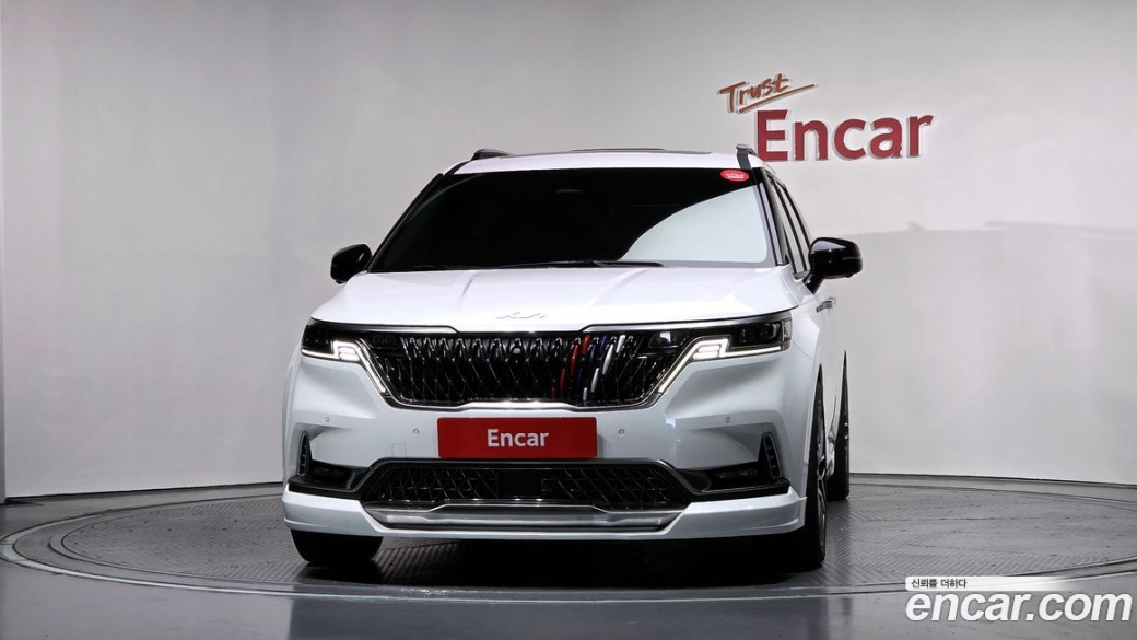 Kia Carnival 7-Seater Signature, 2022