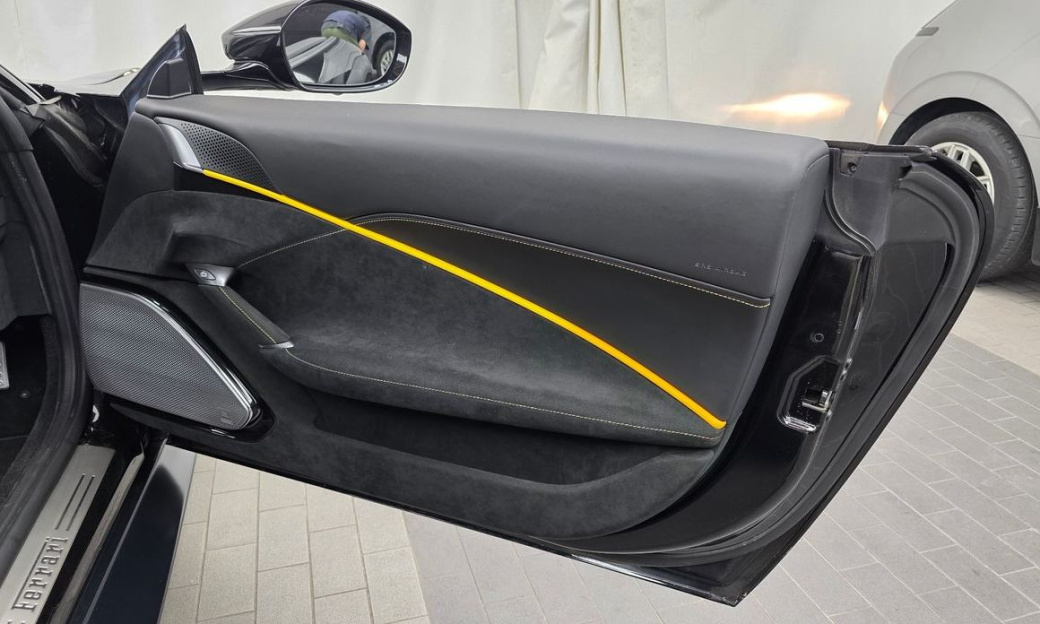 Ferrari Roma 3.9, 2021