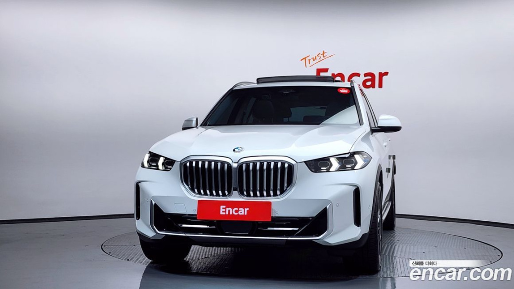 BMW X5 xDrive 40i xLine, 2024