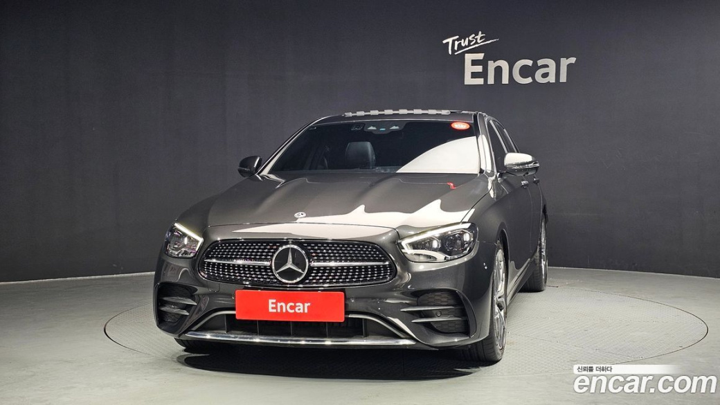 Mercedes-Benz E-Class E220d 4MATIC AMG Line, 2022
