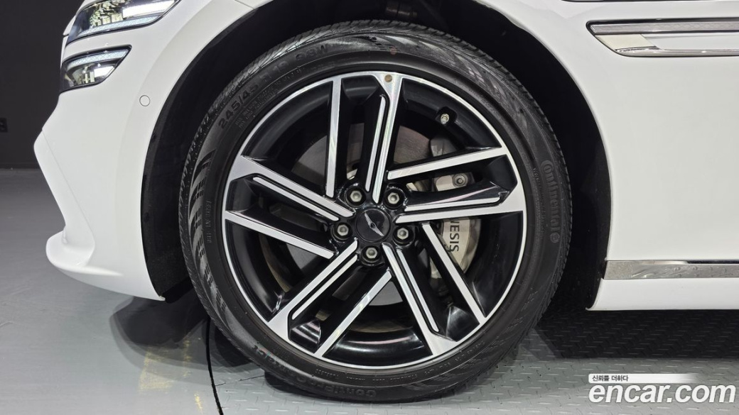 Genesis G80 Gasoline 2.5 Turbo AWD, 2025