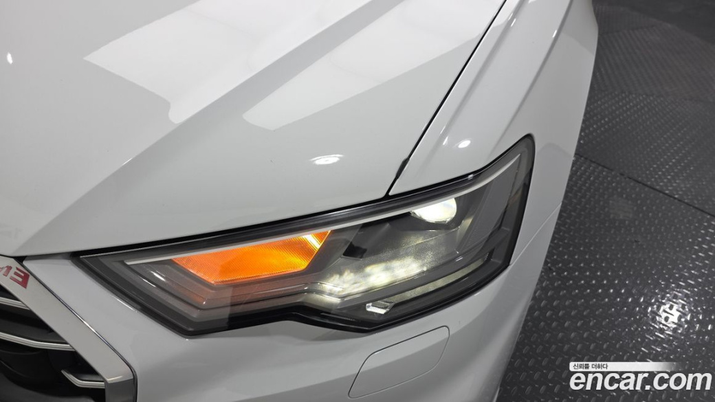 Audi A6 45 TFSI Quattro Premium, 2023