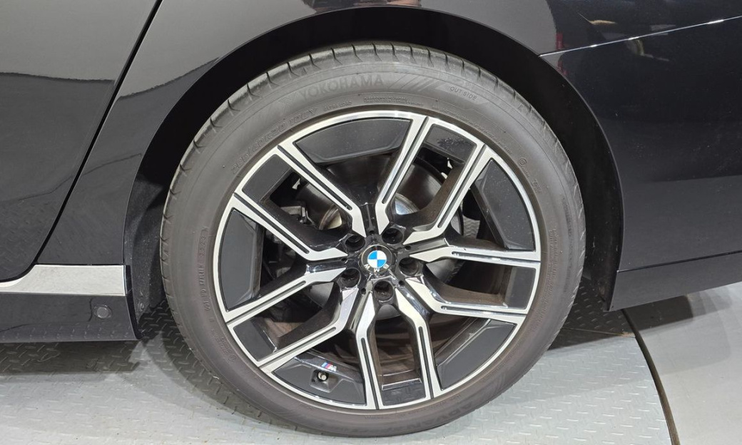 BMW 7-Series 740i xDrive M Sport Limited, 2024