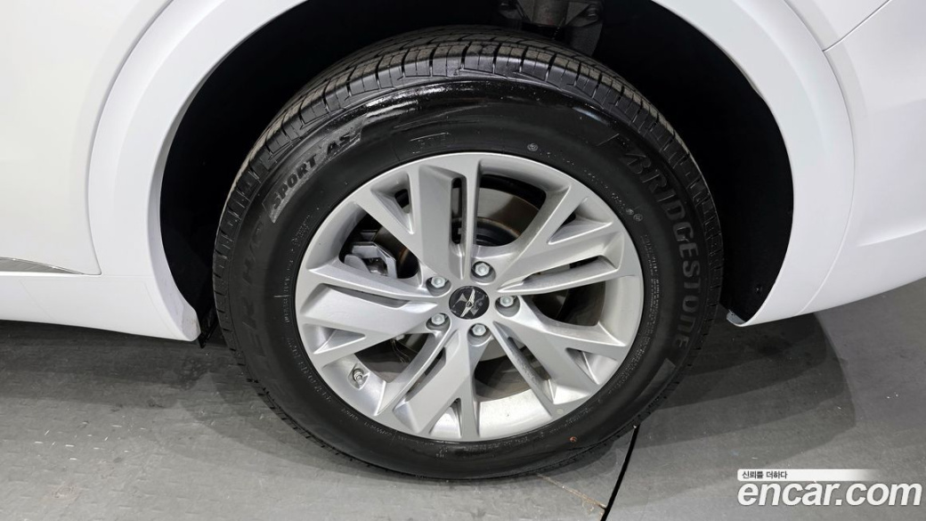 Genesis GV70 2.5T Gasoline 2WD, 2025