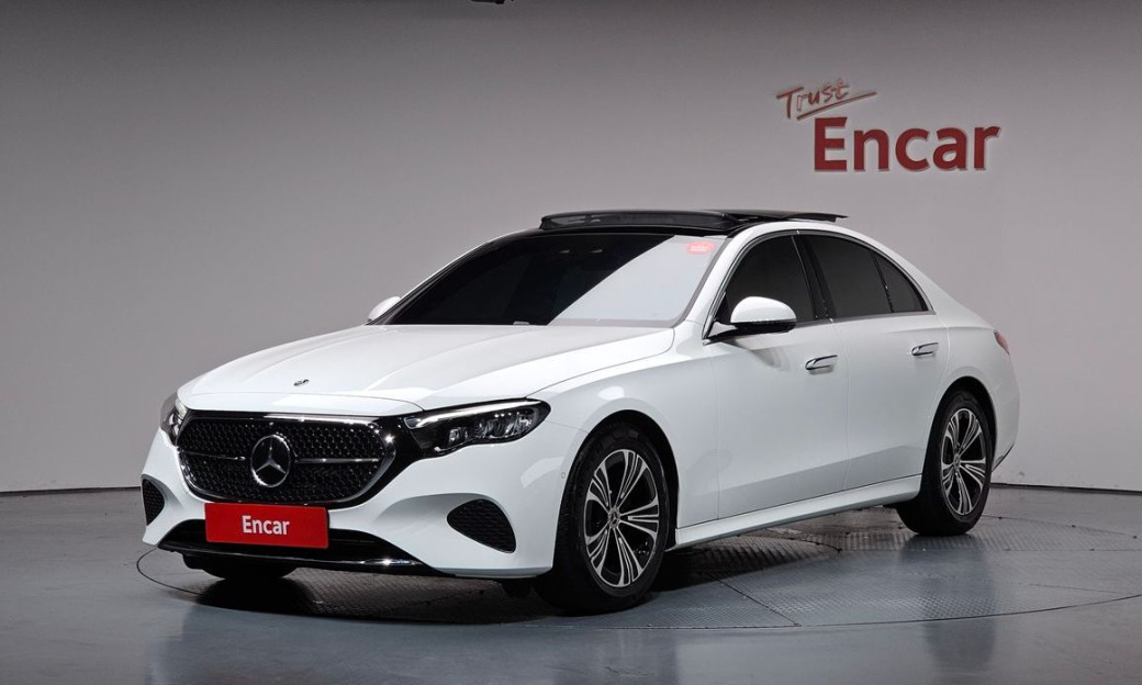 Mercedes-Benz E-Class E200 Avantgarde, 2024