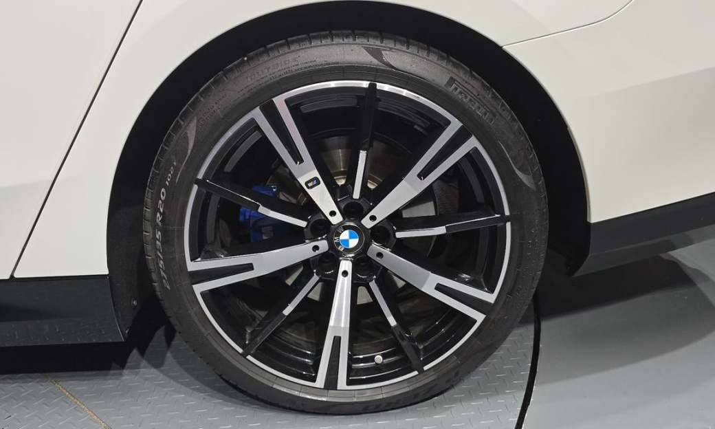 BMW 5-Series 530i xDrive M Sport, 2024