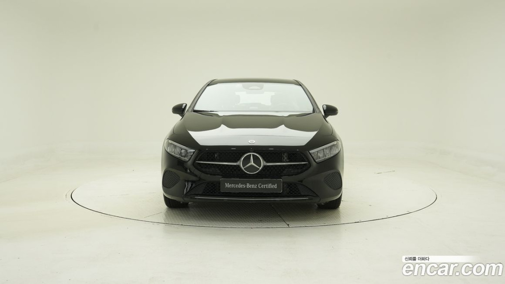 Mercedes-Benz A-Class A220 Hatchback, 2024