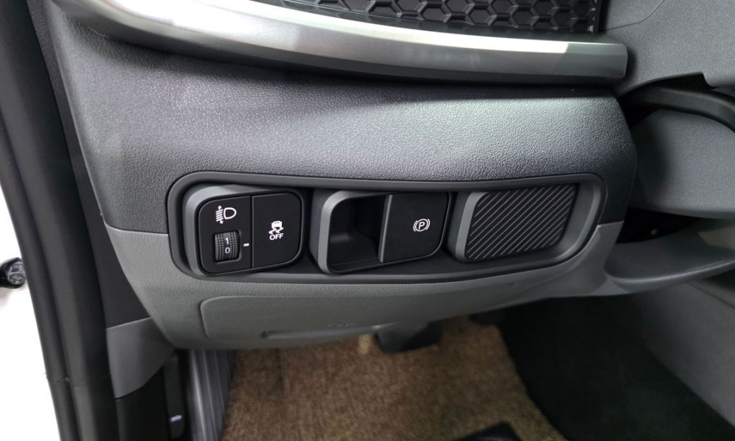 Kia Tasman 2.5T Gasoline 4WD, 2026