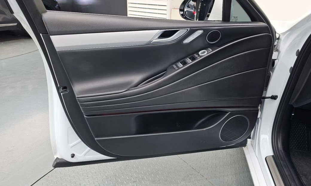 Genesis G80 Gasoline 2.5 Turbo AWD, 2025