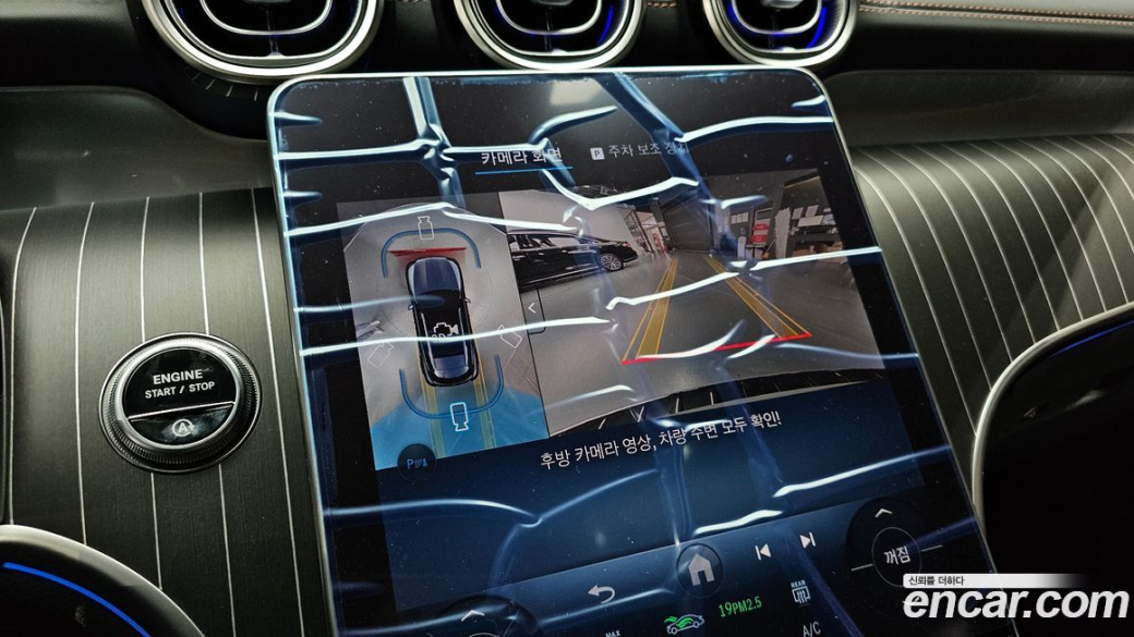 Mercedes-Benz GLC-Class GLC300 4MATIC AMG Line, 2026