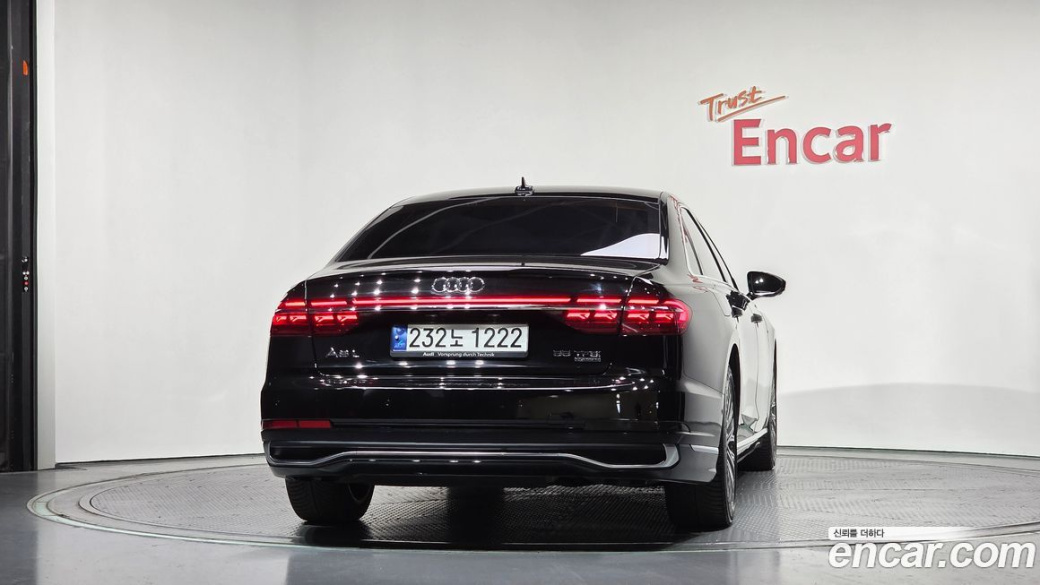 Audi A8 55 TFSI Quattro Premium LWB, 2023