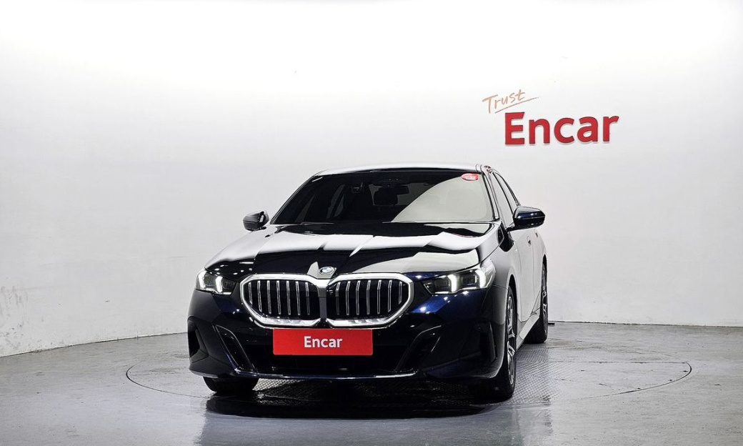 BMW 5-Series 520i M Sport, 2024