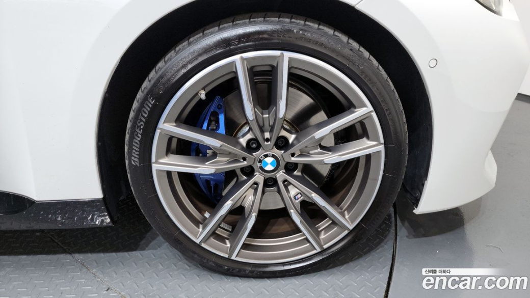 BMW 2-Series M240i xDrive Online Exclusive Coupe, 2024