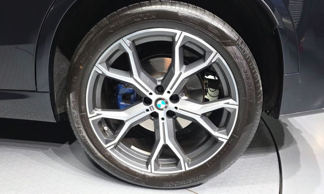 BMW X5 xDrive 40i M Sport, 2025