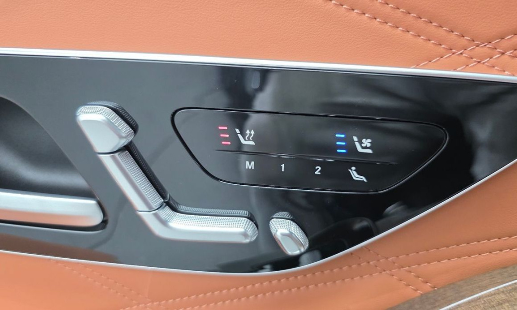 Mercedes-Benz S-Class Maybach S680 4MATIC, 2025