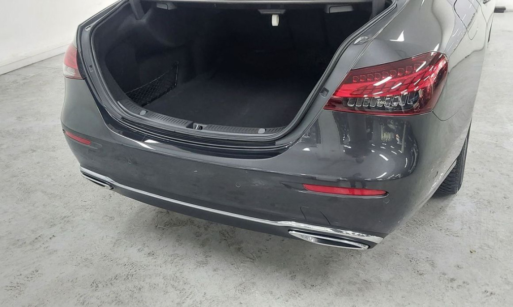 Mercedes-Benz E-Class E350 4MATIC Avantgarde, 2022