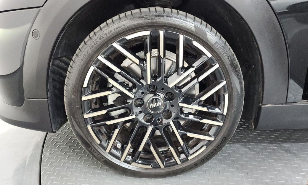 Mini Cooper 5 Door Favoured, 2025