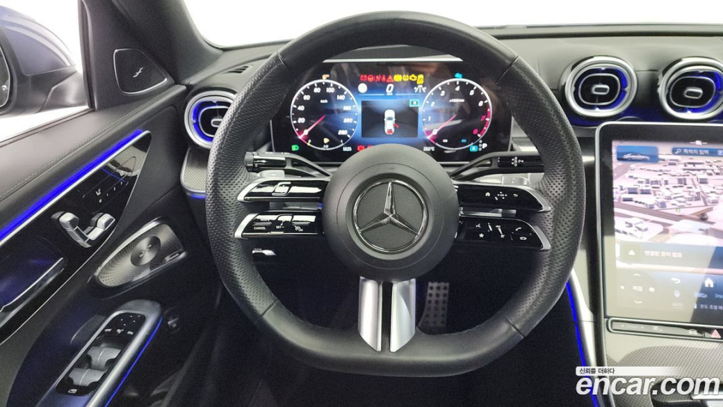 Mercedes-Benz C-Class C300 4MATIC AMG Line, 2024