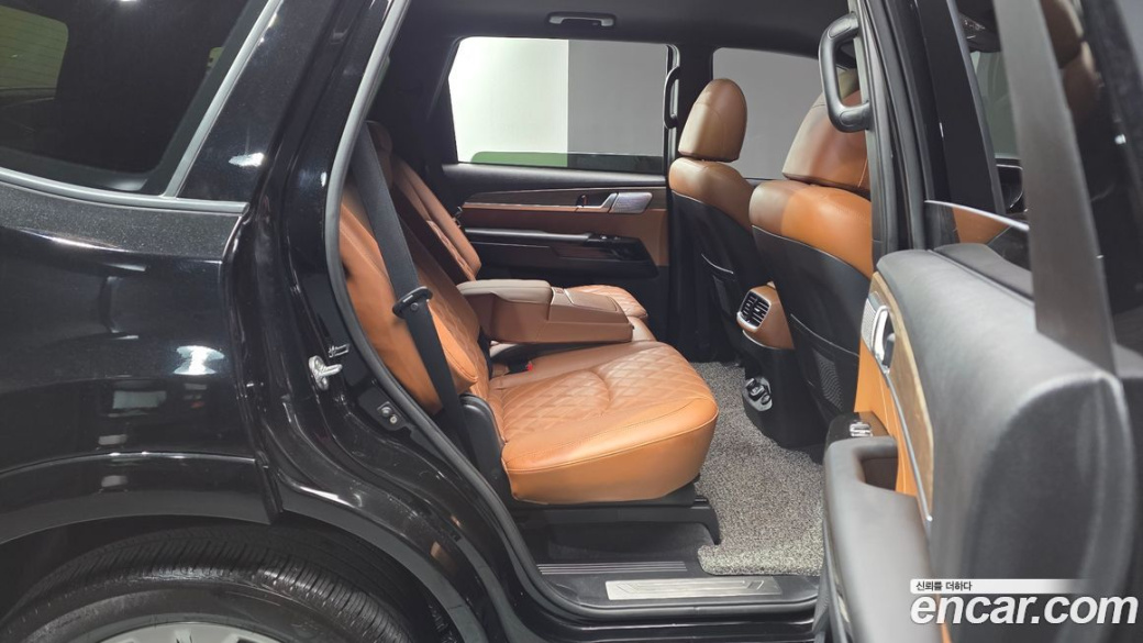 Kia Mohave Diesel 3.0 4WD 5-Seater, 2022