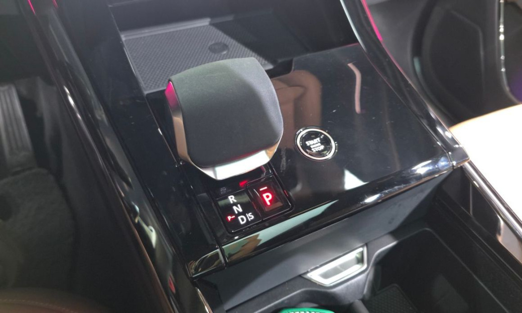 Land Rover Range Rover Sport P360 Autobiography, 2024