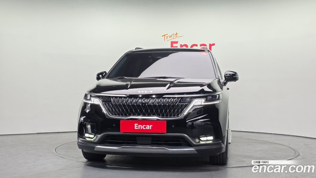 Kia Carnival 9-Seater Signature, 2023