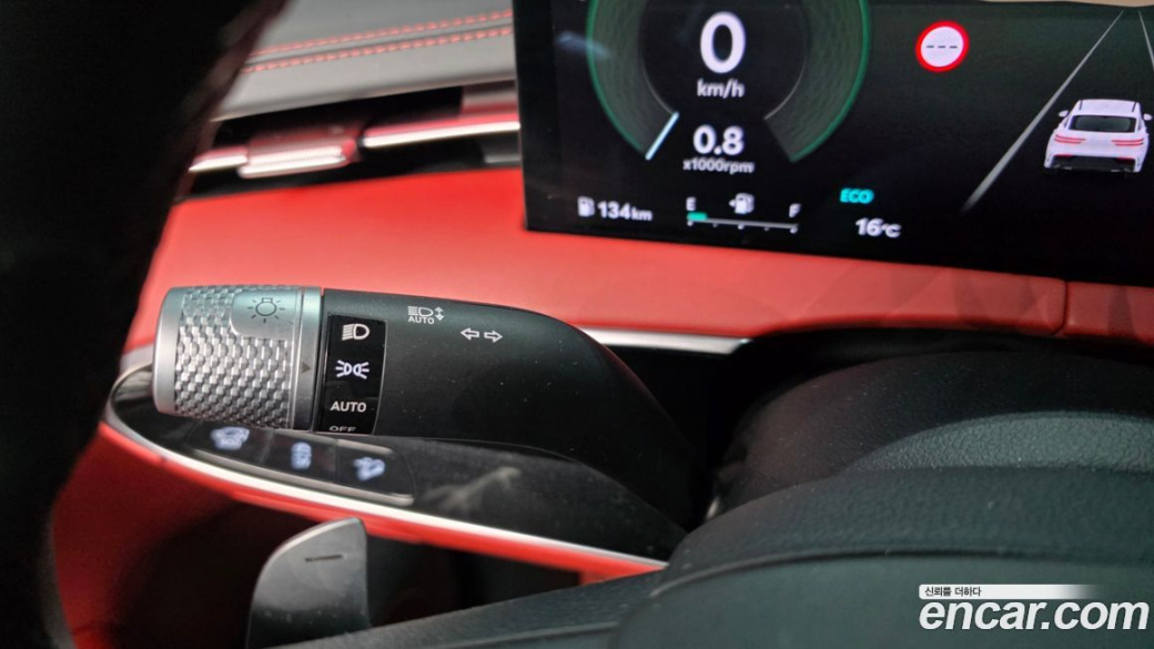 Genesis GV70 2.5T Gasoline AWD, 2025