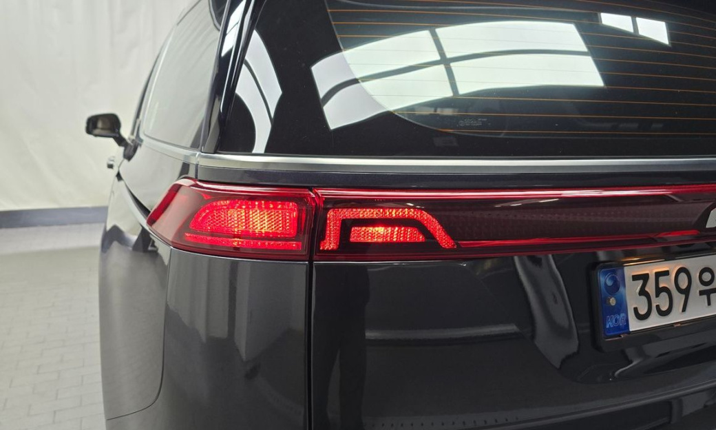 Kia Carnival 7-Seater Signature, 2022
