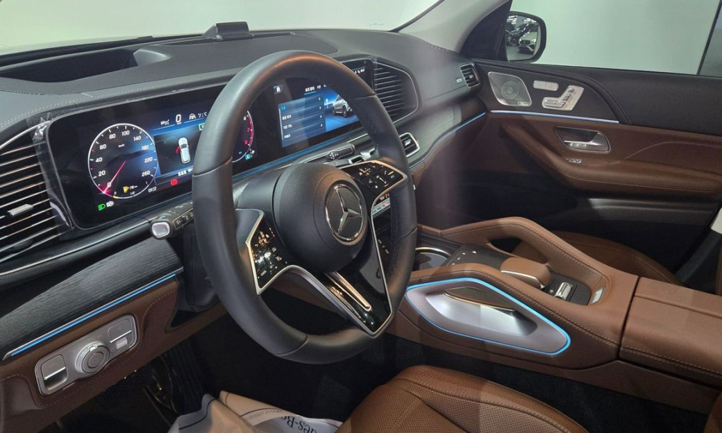 Mercedes-Benz GLE-Class GLE450 4MATIC, 2025