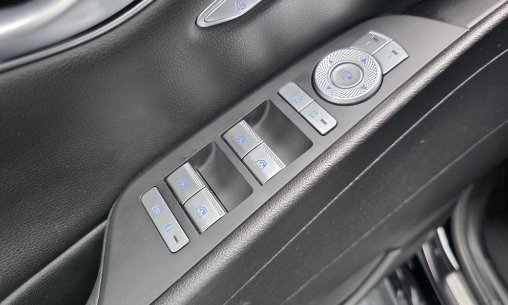 Genesis G80 Gasoline 2.5 Turbo AWD, 2022