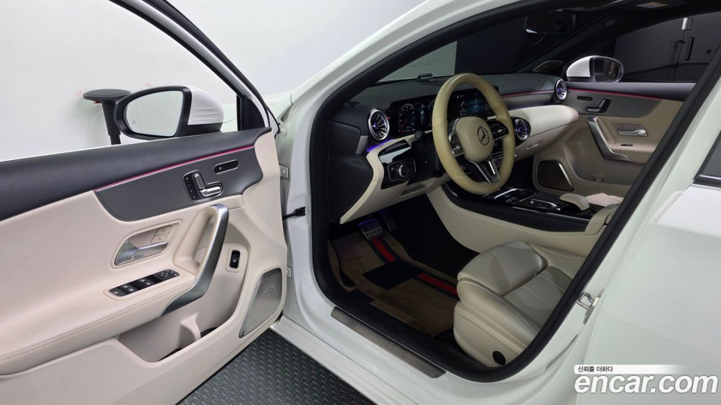 Mercedes-Benz A-Class A200d Sedan, 2023