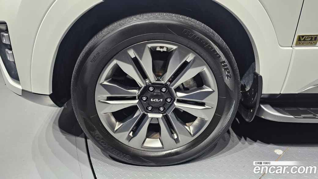 Kia Mohave Diesel 3.0 4WD 7-Seater, 2023