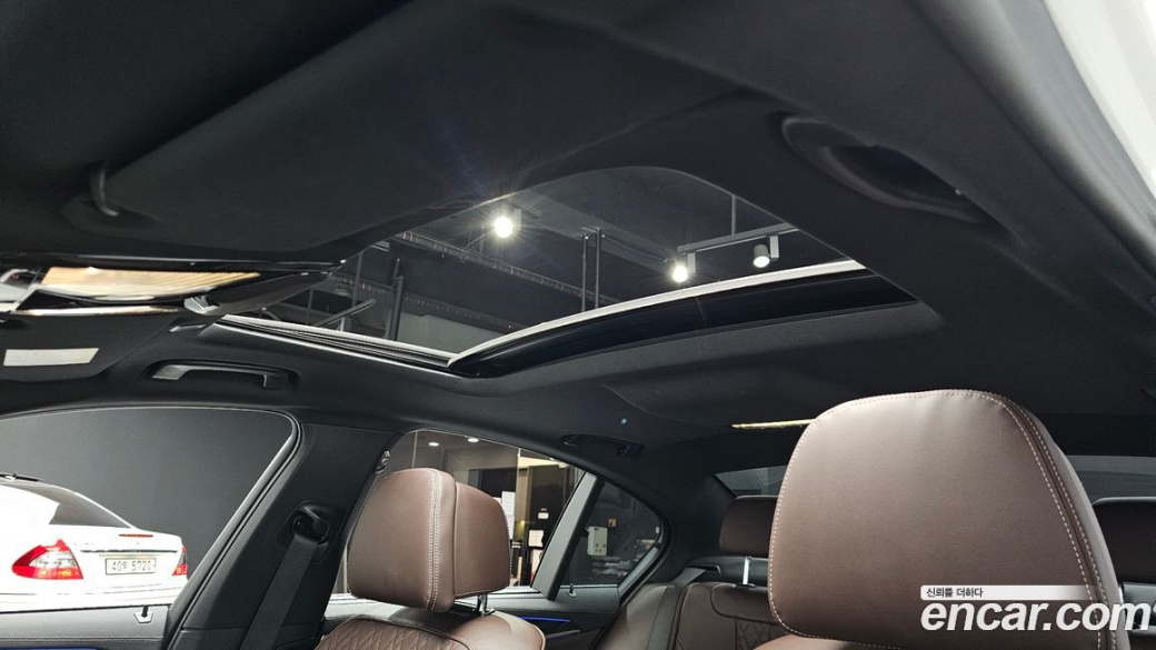 BMW 5-Series 530i M Sport Package, 2023