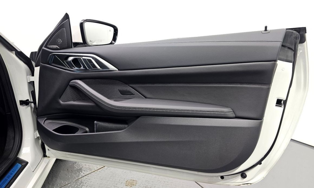 BMW 4-Series 420i M Sport Pro Convertible, 2025