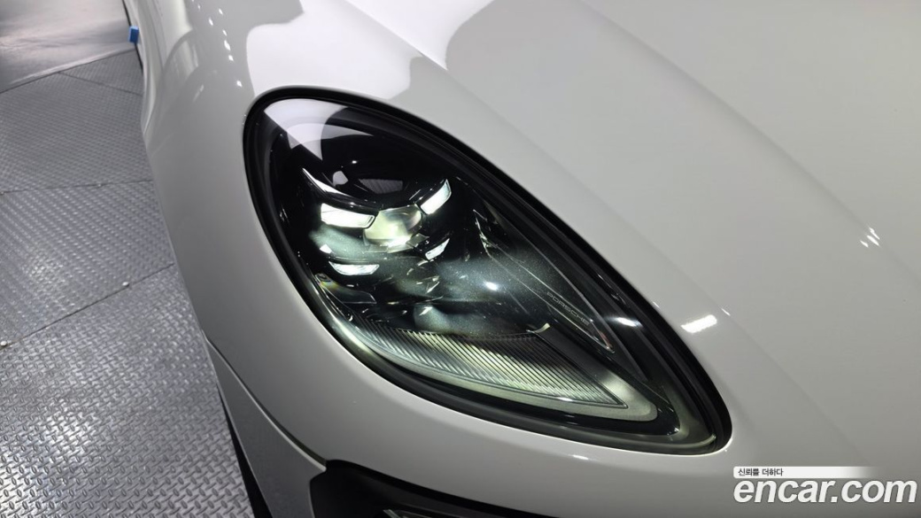 Porsche Macan 2.9 S, 2022