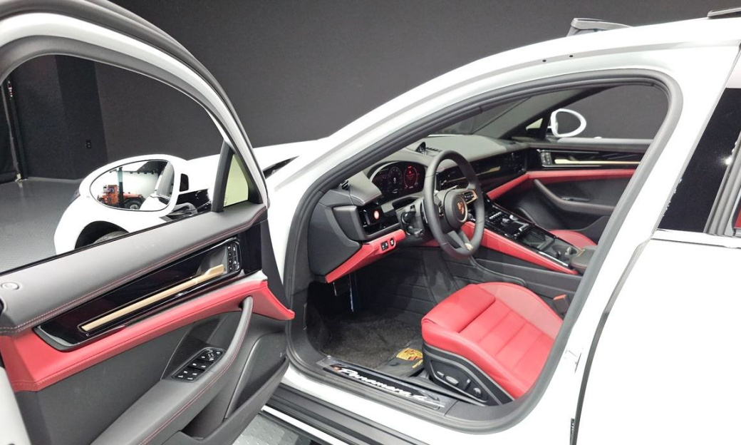 Porsche Panamera 2.9 AWD, 2025